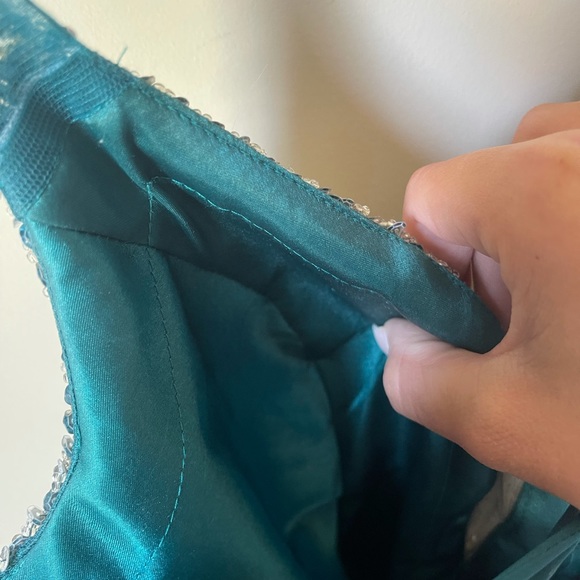 EVA Long Homecoming/Prom Dress - Picture 8 of 15